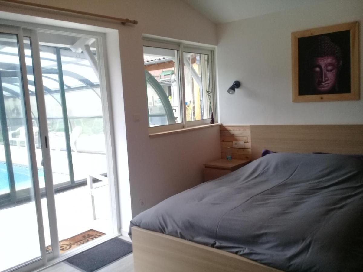 Chambre Avec Jacuzzi Privatif "Le Pecher" Saillans  Exteriör bild