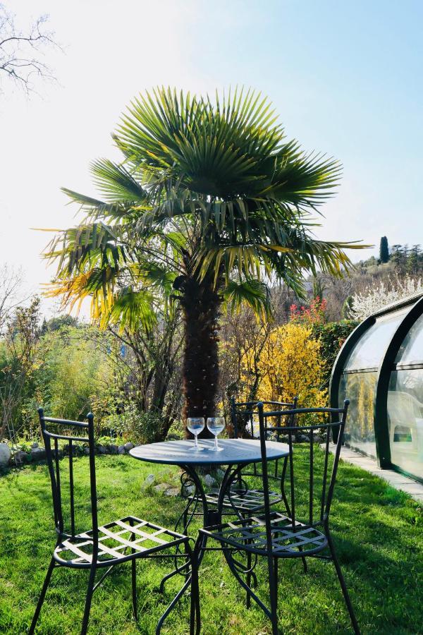 Chambre Avec Jacuzzi Privatif "Le Pecher" Saillans  Exteriör bild